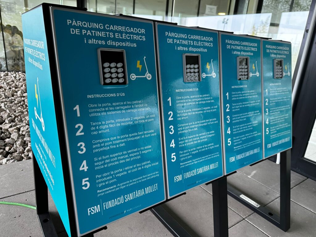 TRAP - Rangement casque et détails